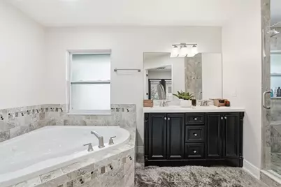15040 Lake Magdalene Boulevard, Tampa, FL 33618 - Photo 42