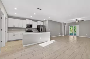 12621 Maple Bonsai Dr, Riverview, FL 33579 - Photo 6