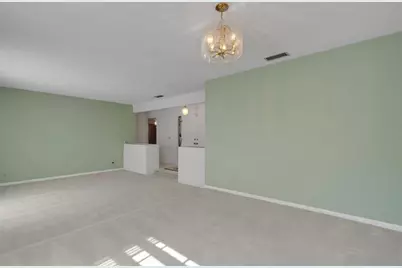 12712 Sebring Boulevard, Tampa, FL 33618 - Photo 14
