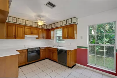 12712 Sebring Boulevard, Tampa, FL 33618 - Photo 22