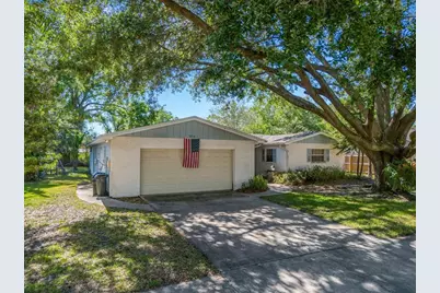 12712 Sebring Boulevard, Tampa, FL 33618 - Photo 1