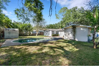 12712 Sebring Boulevard, Tampa, FL 33618 - Photo 6