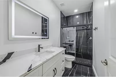 3750 Abington Avenue S, Saint Petersburg, FL 33711 - Photo 12