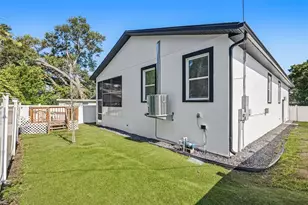 3750 Abington Ave S, Saint Petersburg, FL 33711 - Photo 18