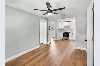 38702 South Avenue, Zephyrhills, FL 33542 - Photo 6