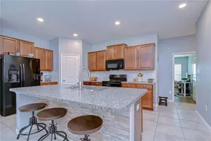 6820 Hazelnut Spice Dr, Sun City Center, FL 33573 - Photo 10
