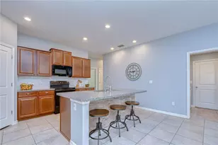 6820 Hazelnut Spice Dr, Sun City Center, FL 33573 - Photo 12