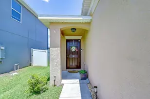 6820 Hazelnut Spice Dr, Sun City Center, FL 33573 - Photo 2