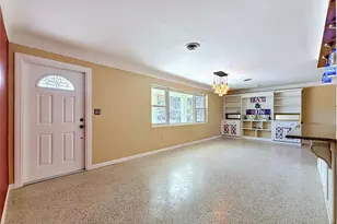 5163 60th Way N, Kenneth City, FL 33709 - Photo 4