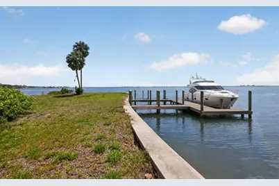 8258 Longbay Blvd, Sarasota, FL 34234 - Photo 8