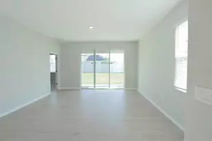 4010 Westwood Fields Loop, Plant City, FL 33565 - Photo 8