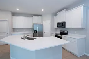 4010 Westwood Fields Loop, Plant City, FL 33565 - Photo 2