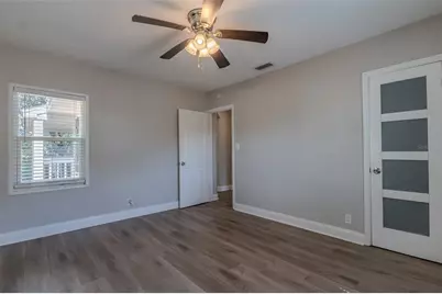 721 38th Avenue N, Saint Petersburg, FL 33704 - Photo 14