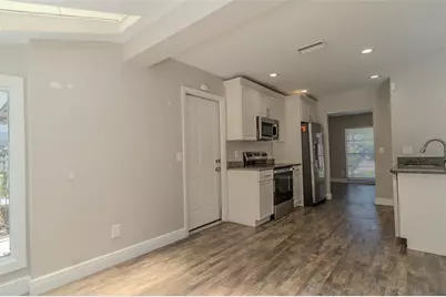 8018 W Pocahontas Avenue, Tampa, FL 33615 - Photo 14
