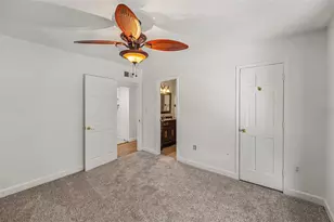 4105 38th Ave S, Saint Petersburg, FL 33711 - Photo 14