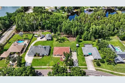 1015 Hastings Court, Lutz, FL 33548 - Photo 30