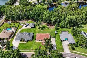 1015 Hastings Ct, Lutz, FL 33548 - Photo 30