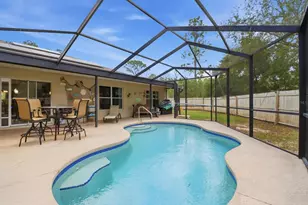 8798 N Raidin Dr, Dunnellon, FL 34433 - Photo 2