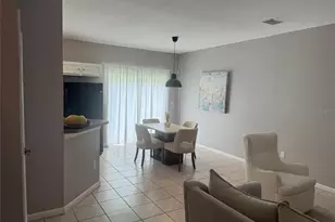 319 Summer Clouds Pl, Brandon, FL 33511 - Photo 2