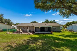 8425 St Giles Ct, Zephyrhills, FL 33541 - Photo 54