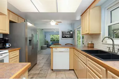 6743 16th Avenue N, Saint Petersburg, FL 33710 - Photo 2