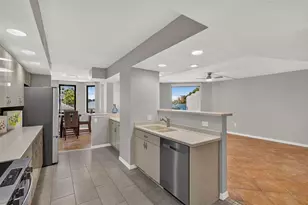 670 Island Way, Clearwater Beach, FL 33767 - Photo 24