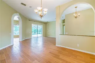 10559 Greencrest Dr, Tampa, FL 33626 - Photo 12