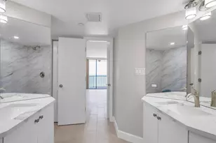 1290 Gulf Blvd, Clearwater Beach, FL 33767 - Photo 20
