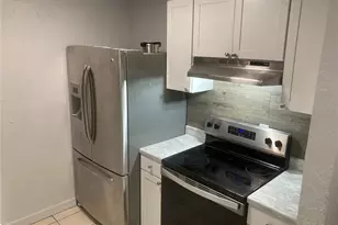 1210 E 140th Ave, Tampa, FL 33613 - Photo 8