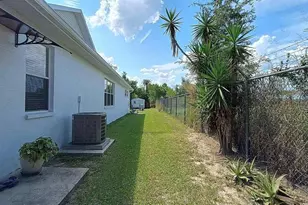 2401 Tangerine Hill Ct, Lutz, FL 33549 - Photo 40
