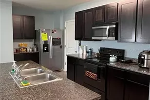 7734 Tuscan Bay Cir, Wesley Chapel, FL 33545 - Photo 2