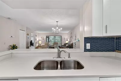 319 Knottwood Court #2, Sun City Center, FL 33573 - Photo 14