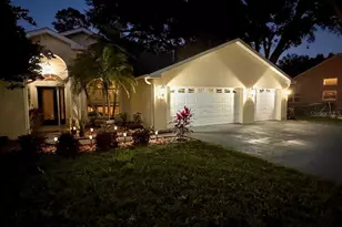 5634 Whitebark Dr, Wesley Chapel, FL 33543 - Photo 2