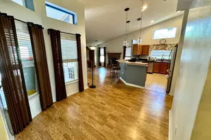 5634 Whitebark Dr, Wesley Chapel, FL 33543 - Photo 8