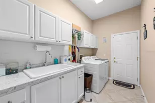 2305 Valrico Forest Dr, Valrico, FL 33594 - Photo 26