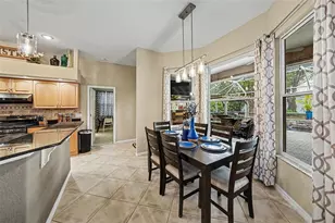 2305 Valrico Forest Dr, Valrico, FL 33594 - Photo 10