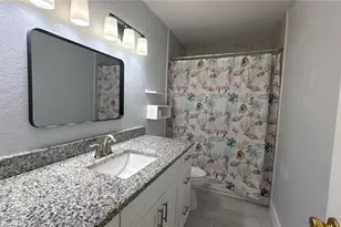8106 Wichita Way, Tampa, FL 33619 - Photo 14