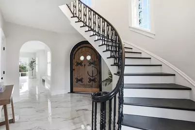 190 Bosphorous Avenue, Tampa, FL 33606 - Photo 2