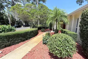 13569 91st Ave, Seminole, FL 33776 - Photo 2