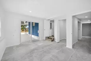 5801 Magnolia St N, Saint Petersburg, FL 33703 - Photo 18