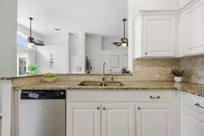 12327 Glenfield Avenue, Tampa, FL 33626 - Photo 12