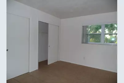 1240 70th Street N #7, Saint Petersburg, FL 33710 - Photo 6