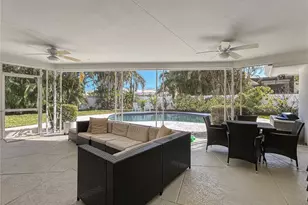 5853 Leeland St S, Saint Petersburg, FL 33715 - Photo 32
