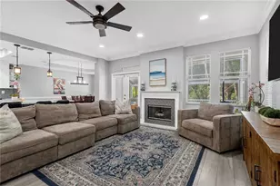 2852 Bayshore Trails Dr, Tampa, FL 33611 - Photo 6