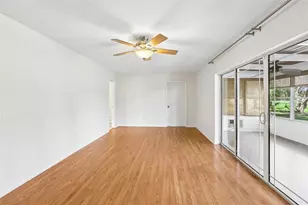 6827 Tequesta Dr, Seminole, FL 33777 - Photo 22