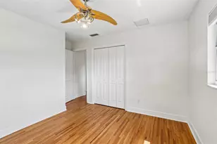 6827 Tequesta Dr, Seminole, FL 33777 - Photo 34
