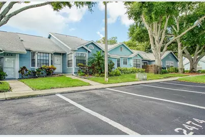 2478 Bentley Dr, Palm Harbor, FL 34684 - Photo 2