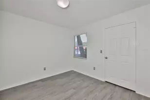 2400 Feather Sound Dr, Clearwater, FL 33762 - Photo 8