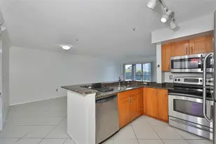 2400 Feather Sound Dr, Clearwater, FL 33762 - Photo 12