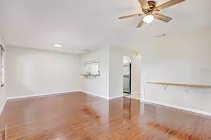 6319 S Church Ave, Tampa, FL 33616 - Photo 2
